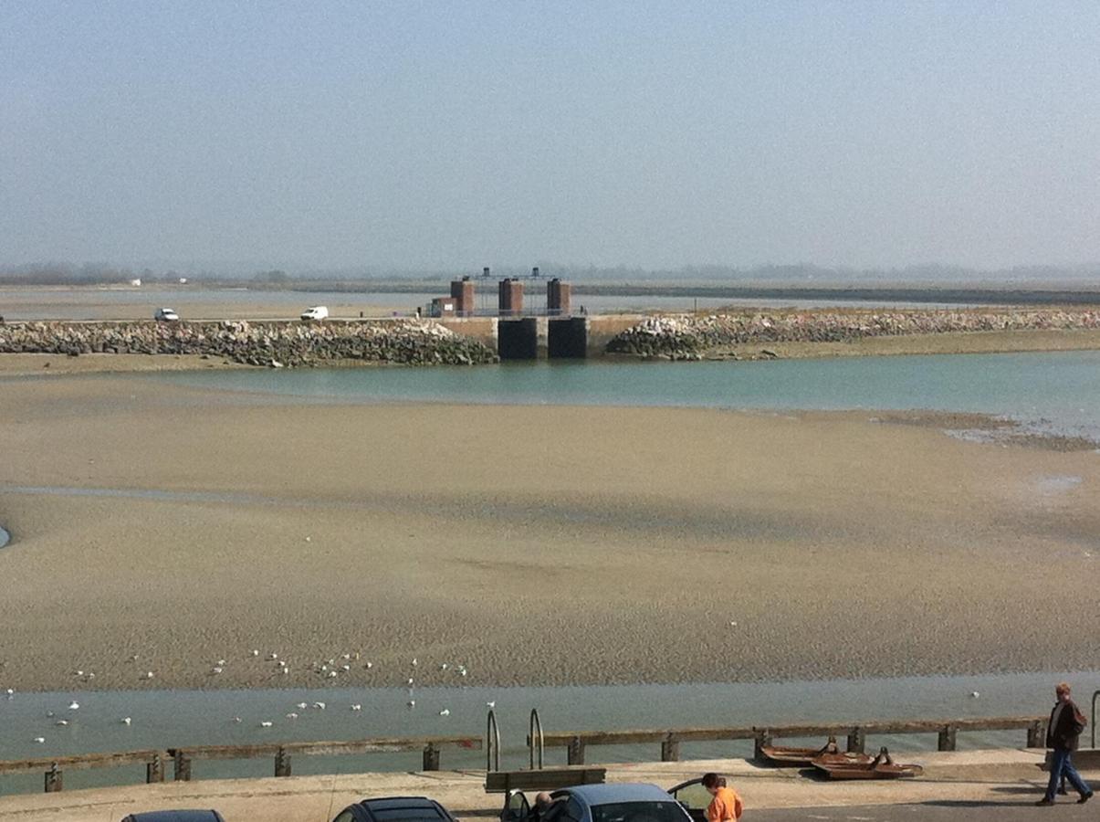 Logis - Hotel De La Baie De Somme ル・クロトワ エクステリア 写真